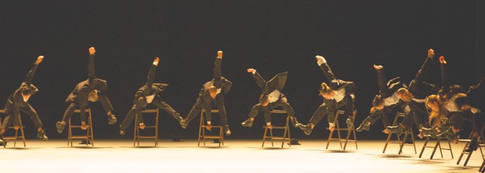  Фрагмент знаменитого «Танца со стульями»